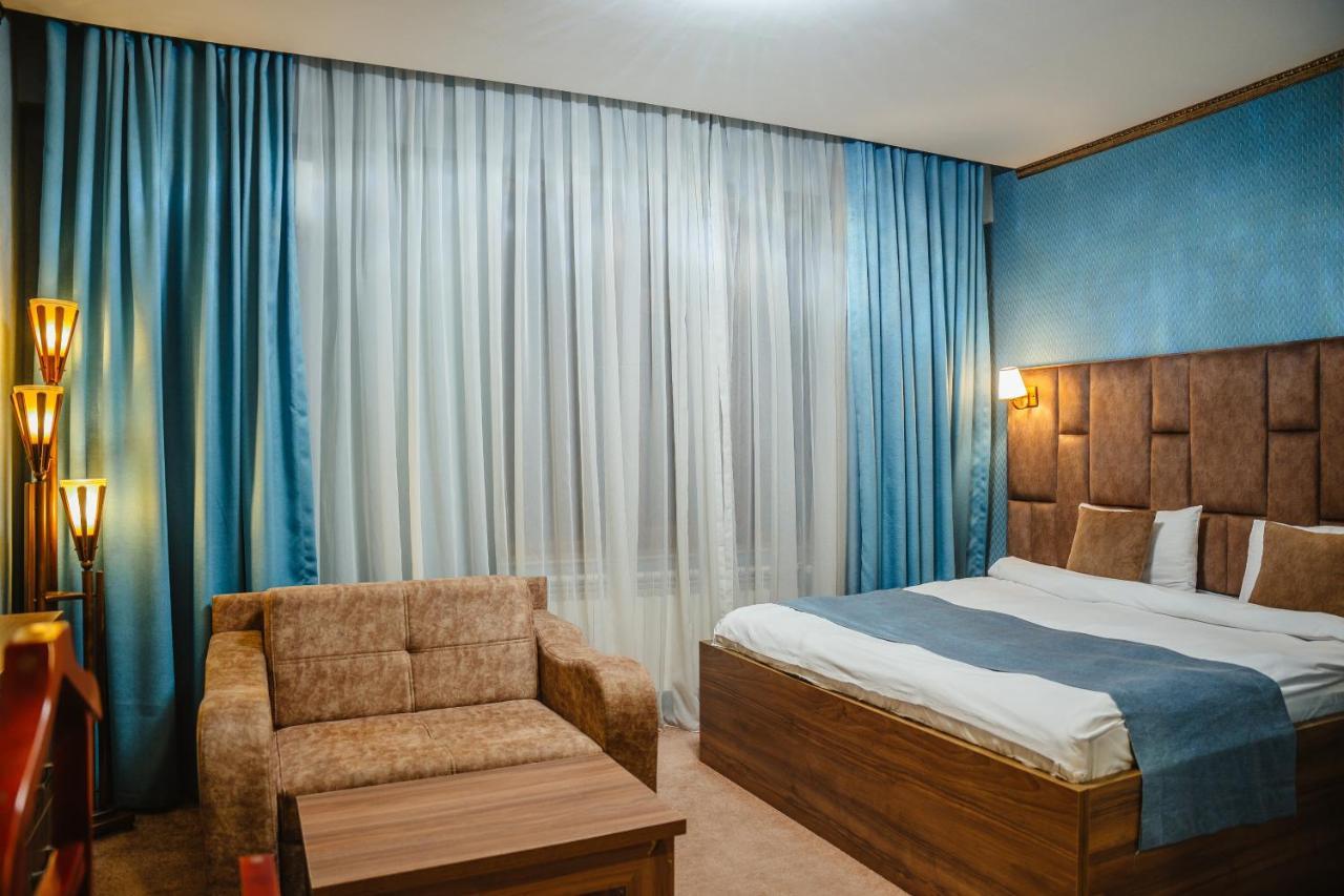 Hotel Alison
