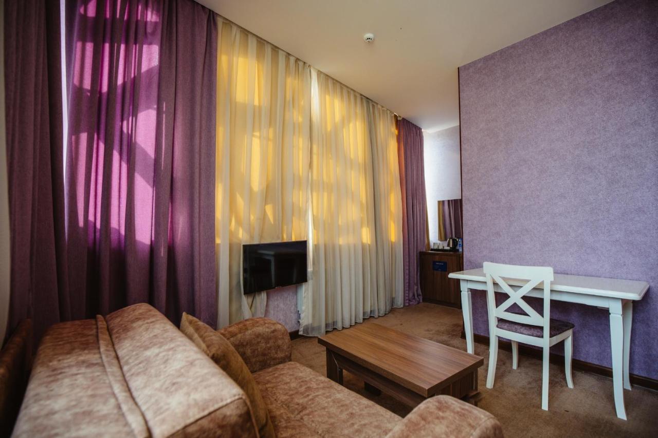 Hotel Alison