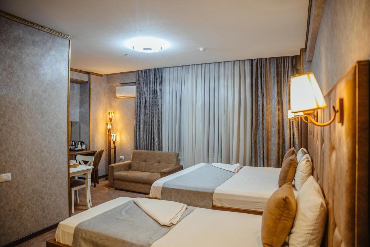 Hotel Alison